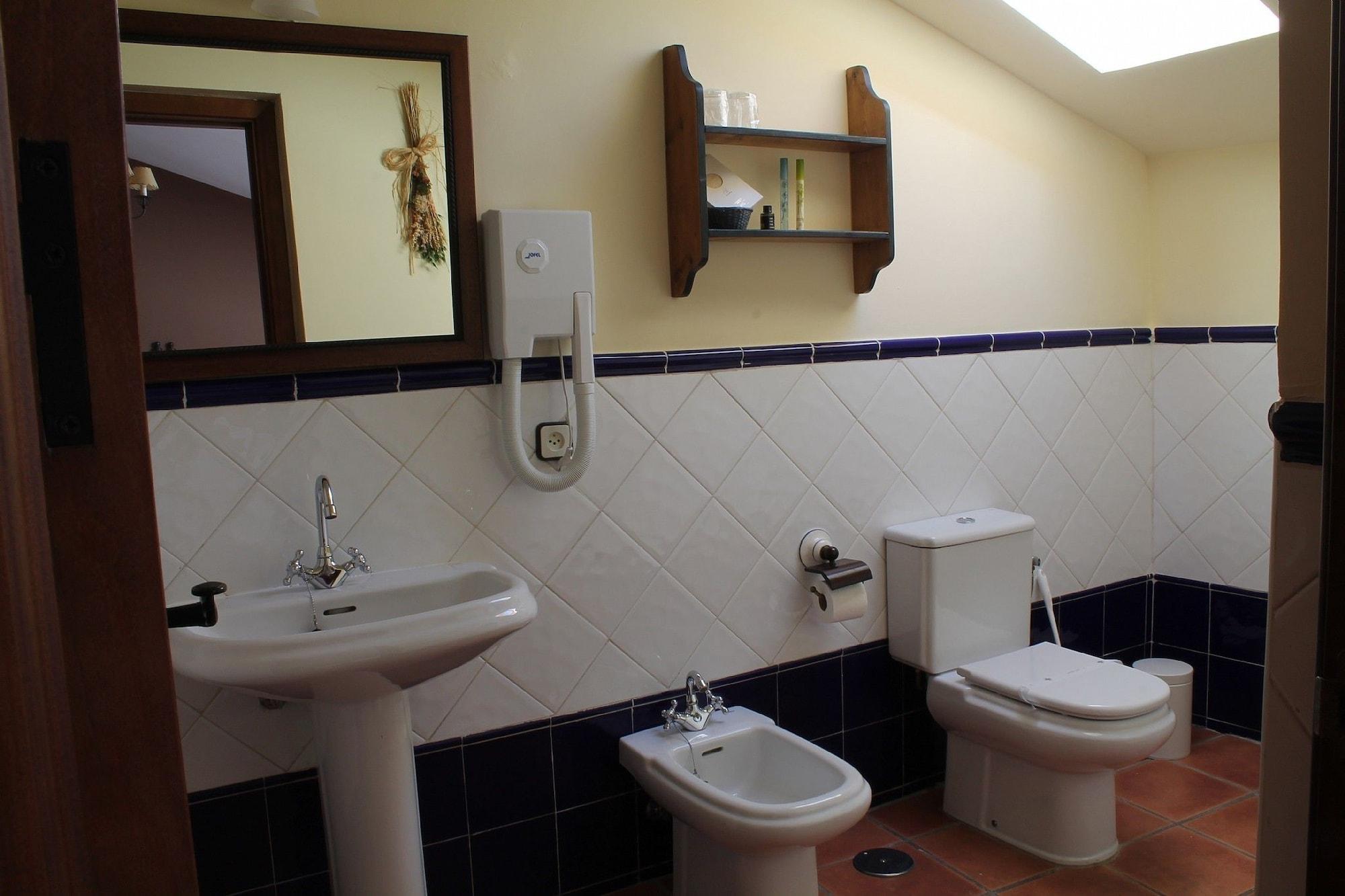 Hotel Cancelas 3*