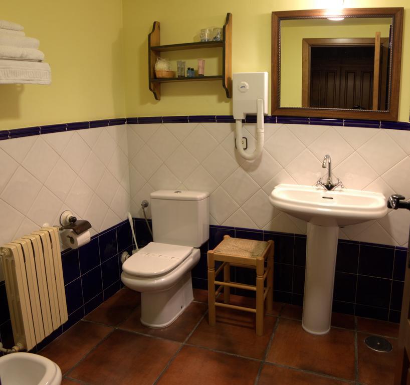 Cancelas Hotel Àvila