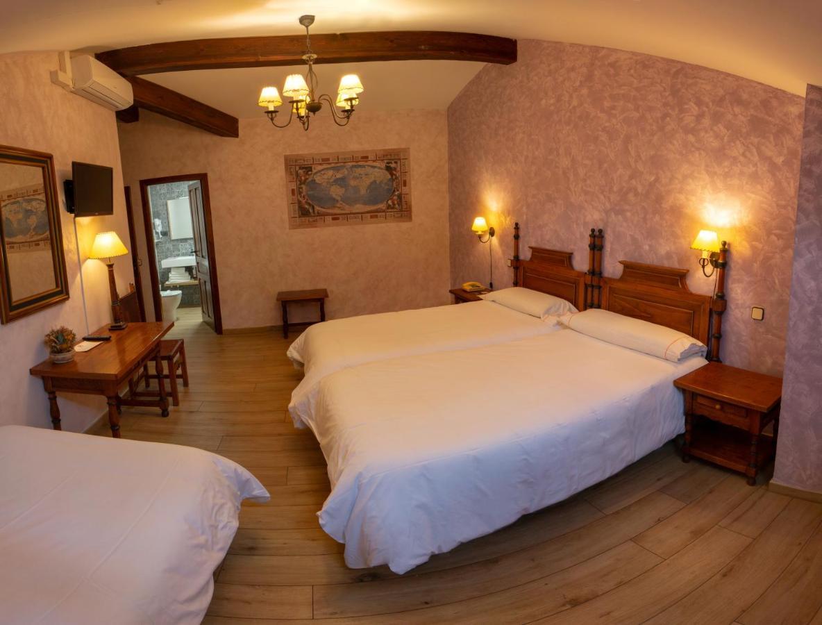 Cancelas Hotel Àvila