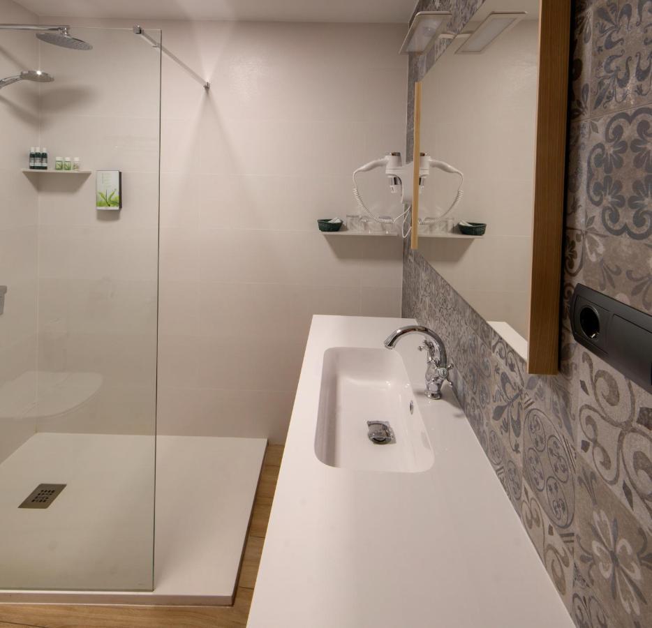 Cancelas Hotel 3*