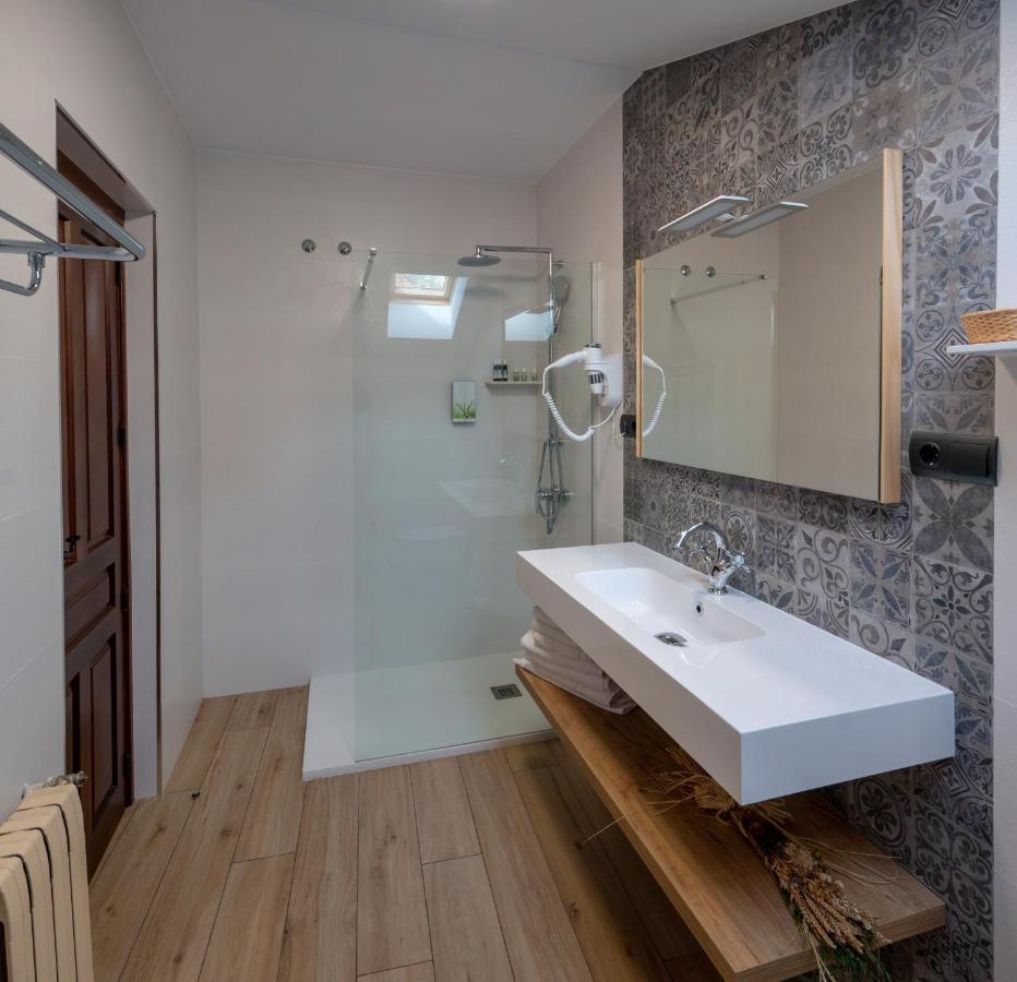 Hotel Cancelas 3*